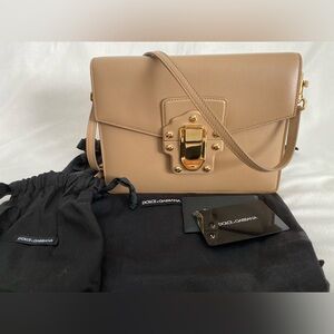 BN Dolce and Gabbana shoulder bag